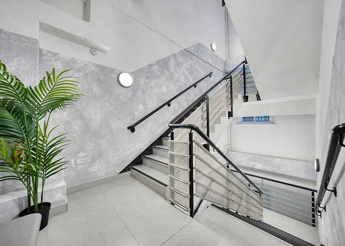 Grand Central Station 2 Bed Apartment A1